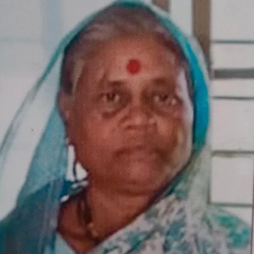 सौ. जमनाबाई बुवाजी जाधव .